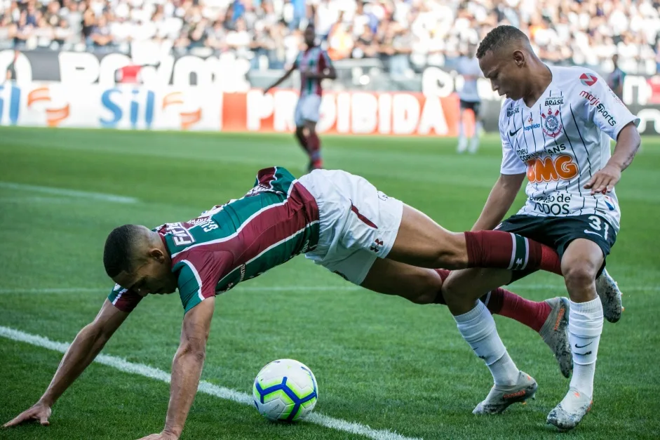 [COMENTE] Como você avalia o desempenho do Corinthians na derrota diante do Fluminense?