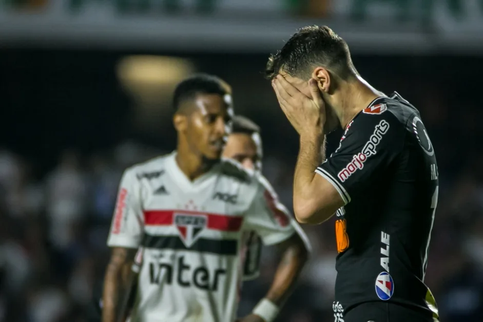 Atacante do Corinthians é o jogador que mais desperdiça chances claras no Paulistão