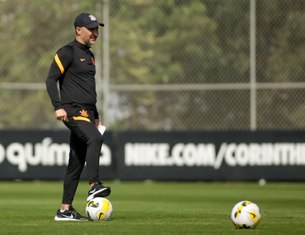 Corinthians se reapresenta e dá início a preparação para jogo diante do Boca