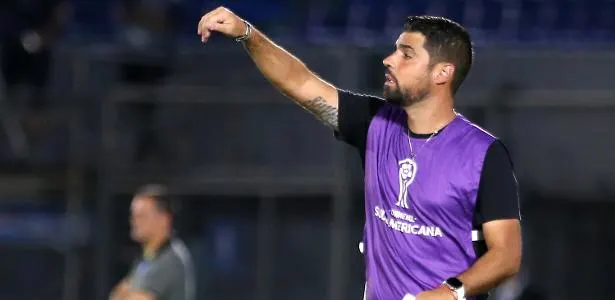 António elogia série de vitórias do Corinthians e lamenta único deslize.