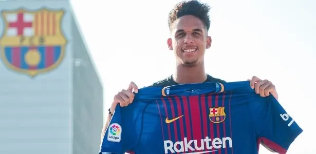 Vitinho treina no time principal do Barça e deve disputar torneio