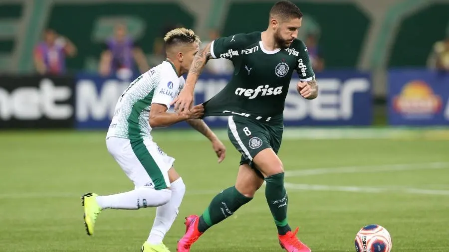 Zé Rafael valida 'sacada' de Luxa e convence como volante pelo Palmeiras