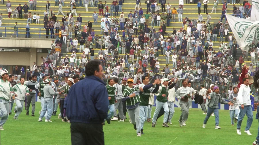 Em 1995, duelo entre Palmeiras x SP terminou em morte no Pacaembu