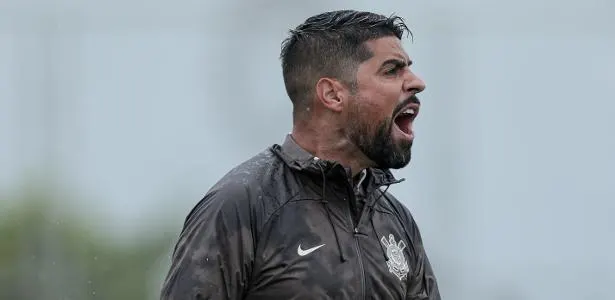 Nacional-PAR Enfrenta Dificuldades Diante do Adversário Corinthians na Temporada