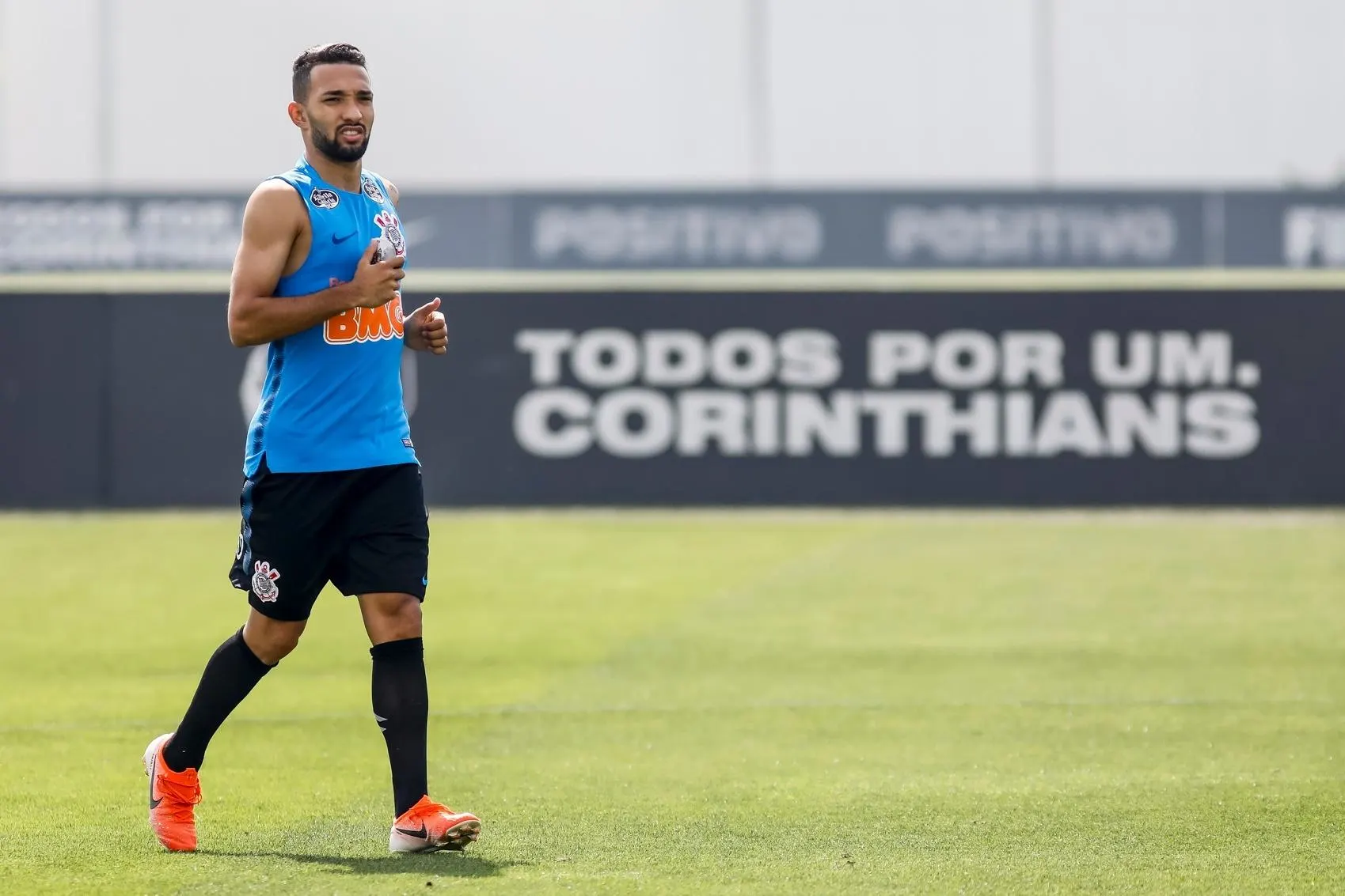 [COMENTE] Com a saída de Clayson, quem seria a melhor opção para substituí-lo?