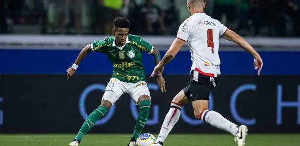 Estevão brilha com 11 dribles na vitória sobre o Botafogo-SP.