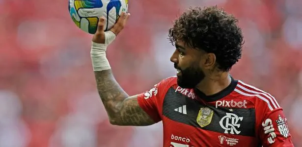 CAUTELA! Palmeiras avalia Gabigol com cuidado, apesar da aprovação de Abel