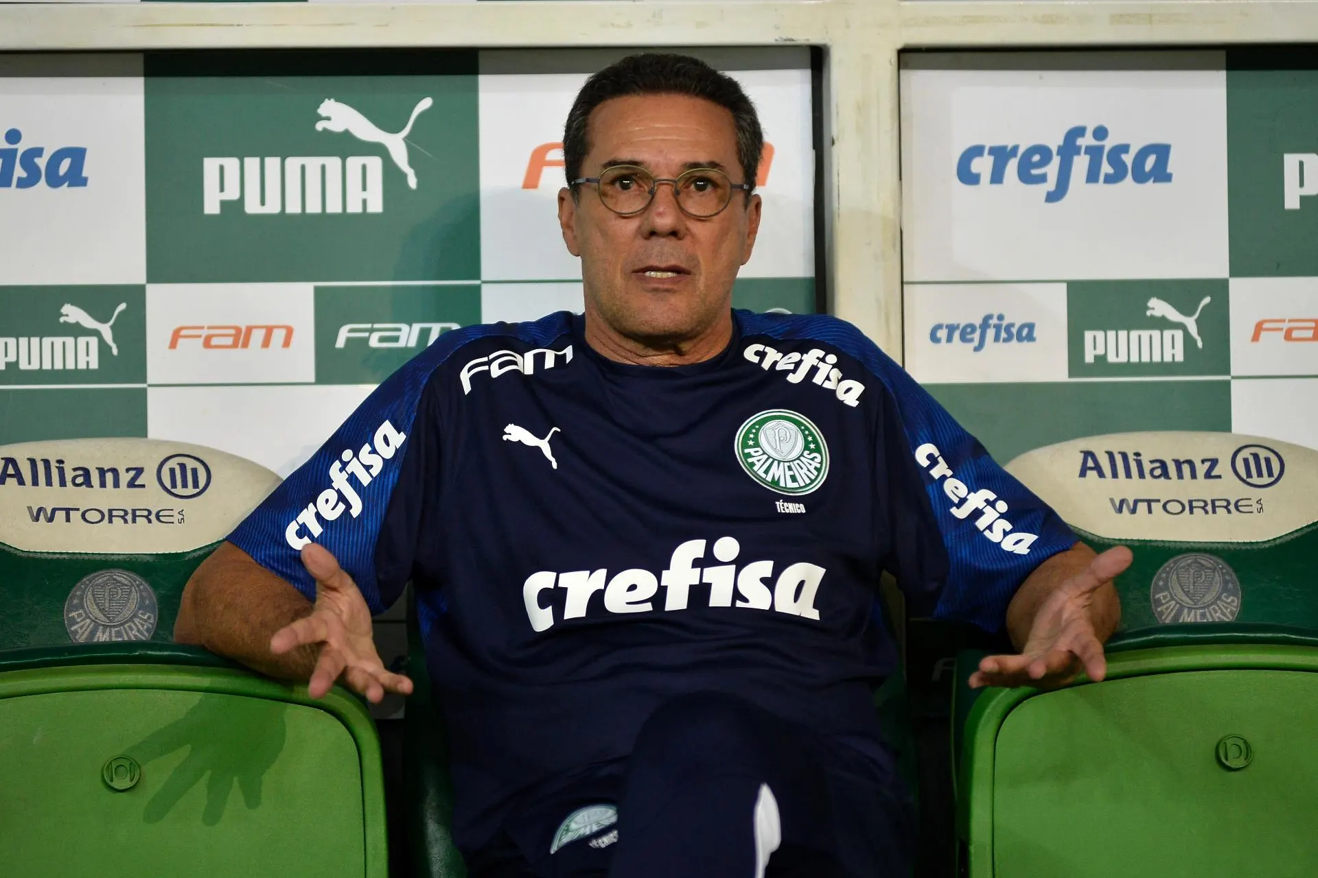 Apesar da vitória, Luxemburgo critica pontaria do Palmeiras: 