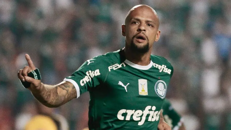 Com febre, Felipe Melo vira ausência em reapresentação do Palmeiras