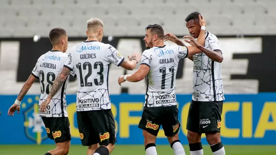 Sem os novos reforços, Corinthians possui aproveitamento similar a de times do Z-4