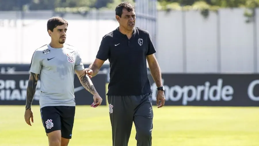 Com primeiro brilho de Fagner no ano, Corinthians ganha trunfo em defesa criticada