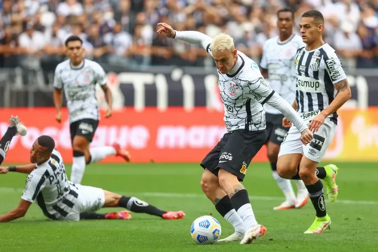 [OPINIÃO] Roger Guedes foi a melhor das contratações do Corinthians em 2021