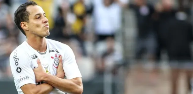 Rodriguinho pode estar voltando para o Brasil, e não é para o Corinthians; veja para qual time