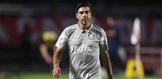 Palmeiras doará renda de jogo contra Athletico-PR para vítimas de enchentes no RS.