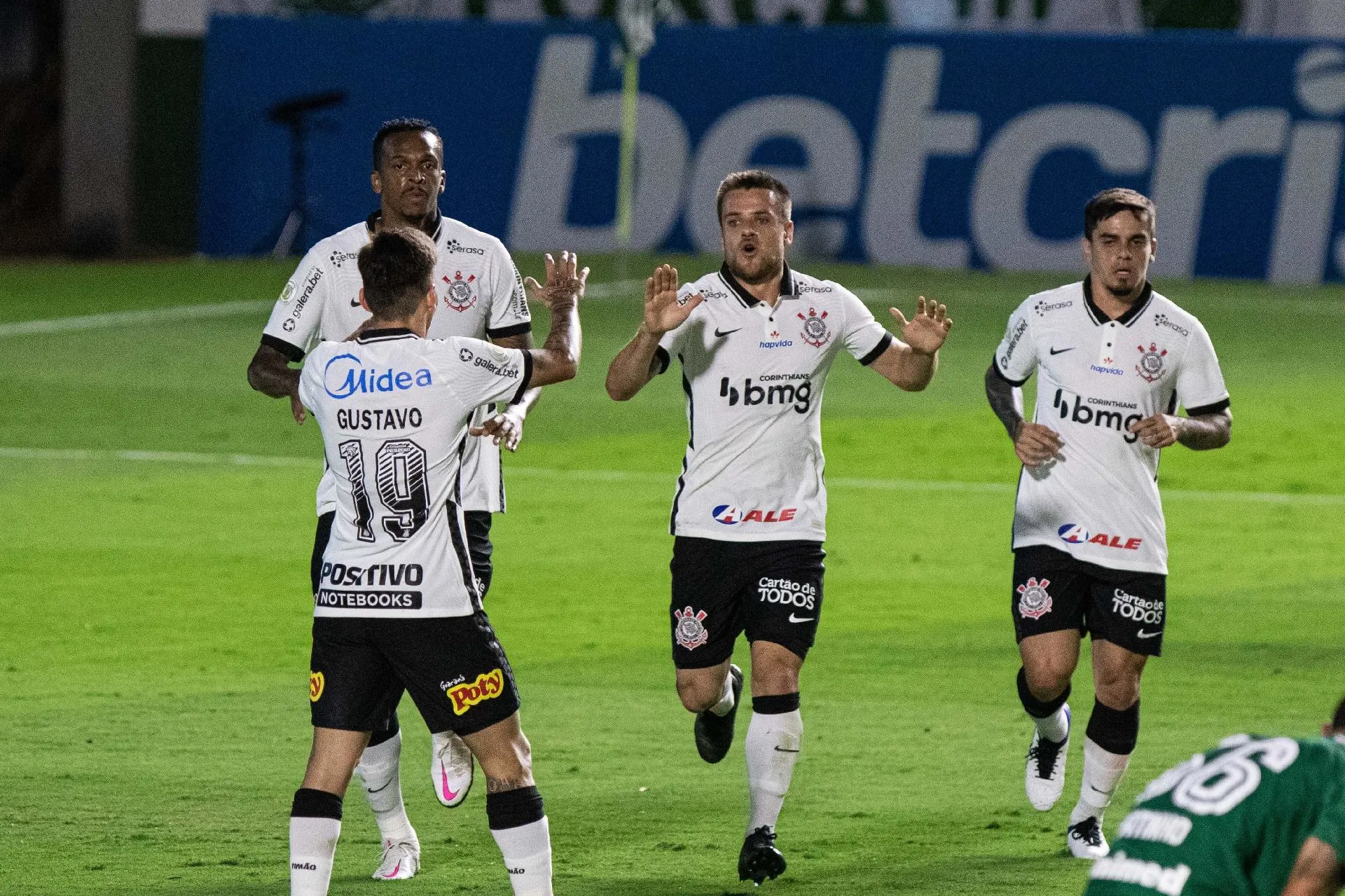 Timão escalado para o confronto contra o América Mineiro; confira