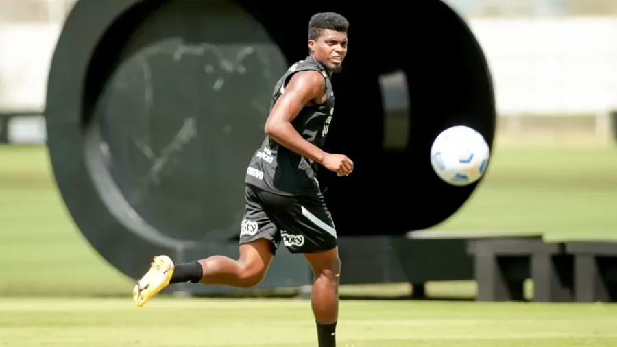 Jemerson busca sequência, mas Corinthians evitará esforços para manter o zagueiro