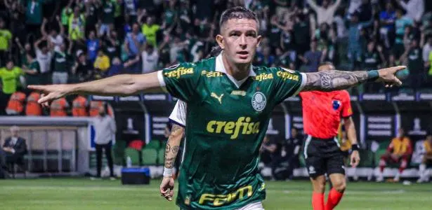 Destaque de Veiga e Moreno em virada do Palmeiras segundo Footstats.