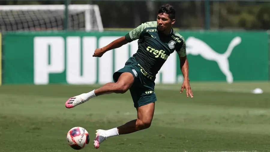 Palmeiras aguarda Abel Ferreira, e mais 7 novidades por força máxima na Recopa