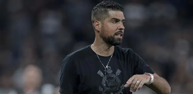 Corinthians Inicia Semana de Preparação Intensa Com Novo Treinador António