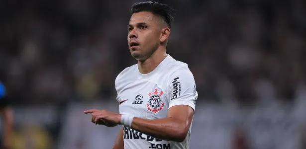 Romero quebra recordes no Corinthians e critica os descrentes