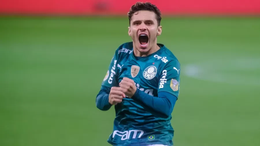 Raphael Veiga e Gustavo Scarpa mostram bons números atuando pelo Palmeiras, mas nunca ao mesmo tempo