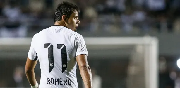 De criticado a xodó: Romero usa clássicos e muda status no Corinthians