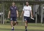 Danilo mantém ritmo de recuperação no Corinthians após lesão grave; assista