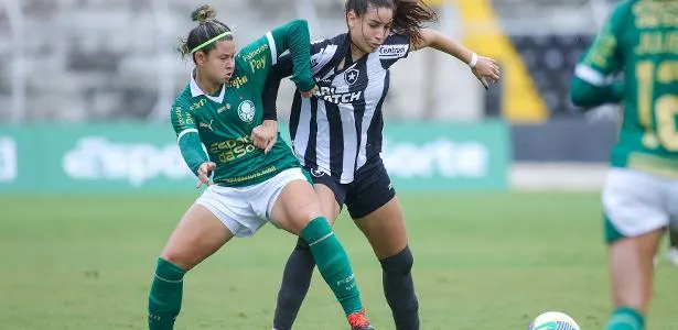 Botafogo vence Palmeiras em partida decisiva pelo Brasileirão Feminino.