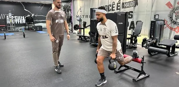 SITUAÇÃO PREOCUPANTE! Corinthians enfrenta urgência com fantasma do Z4 e aguarda estreia de Memphis