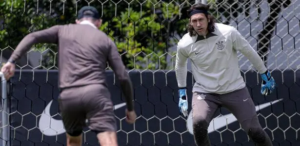 Jogadores do Corinthians ganham folga de dois dias após eliminação no Paulista.