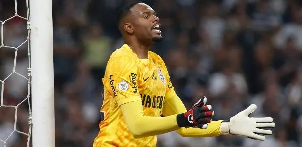 Corinthians e Fortaleza mostram equilíbrio e brilho dos goleiros em empate eletrizante.