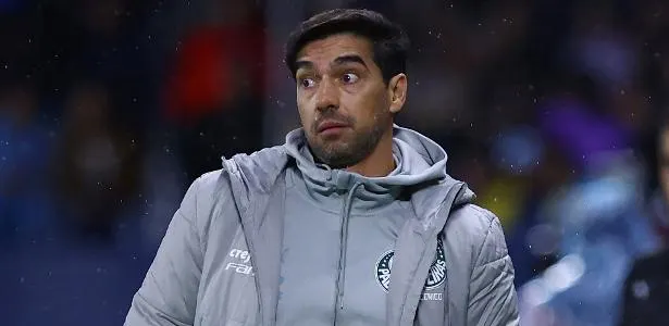 Abel Ferreira trocou o Palmeiras pelo Al Sadd? Casagrande parece não acreditar.