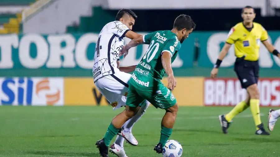 Terá condições? Cantillo faz tratamento intensivo para enfrentar Fortaleza no domingo