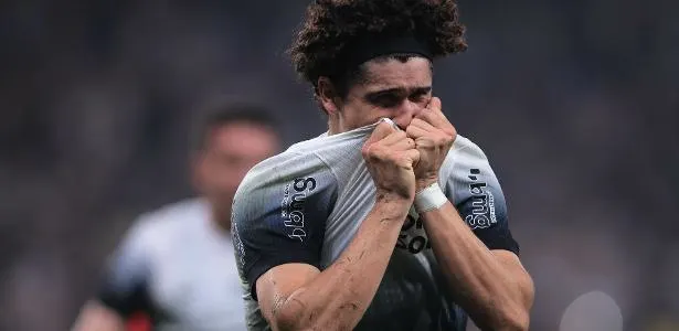 Corinthians: Hugo Souza deve vinho a André Ramalho, critica Milly