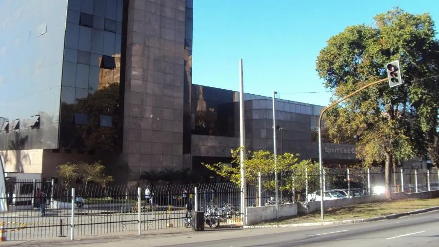 Após pressão da torcida, gerente de comunicação do Corinthians pede demissão; entenda o caso