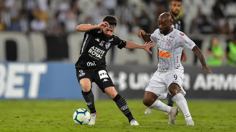 Corinthians é derrotado no Engenhão e se complica na tabela do Brasileirão