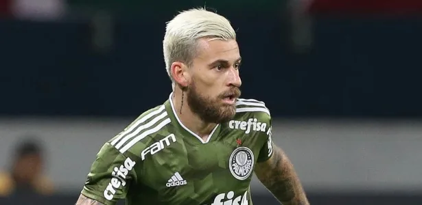 Lucas Lima via Felipão como bravo, mas já diz: “É um paizão”