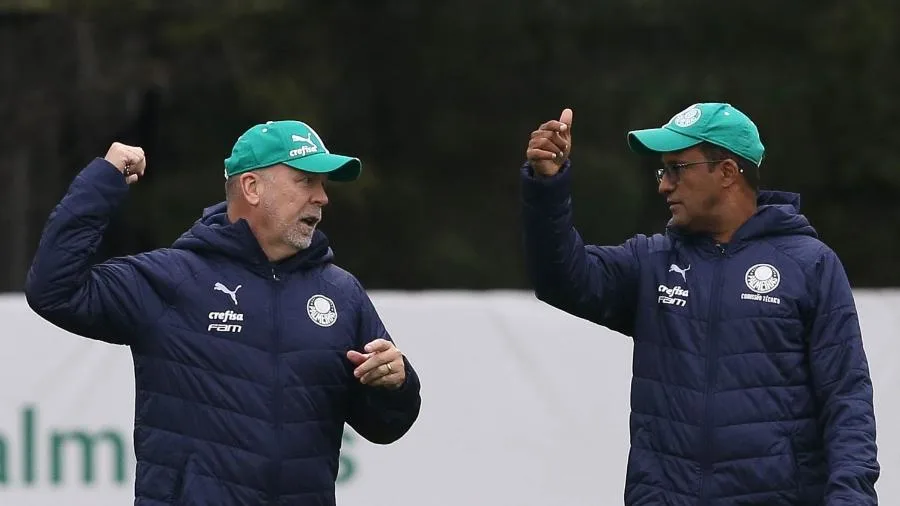 Palmeiras abre 