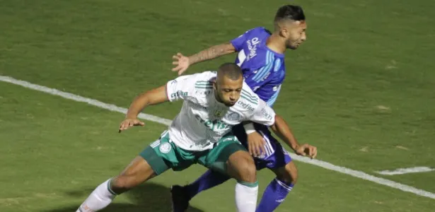 Palmeiras perde Vitor Hugo e Zé Roberto para 1º jogo do mata-mata