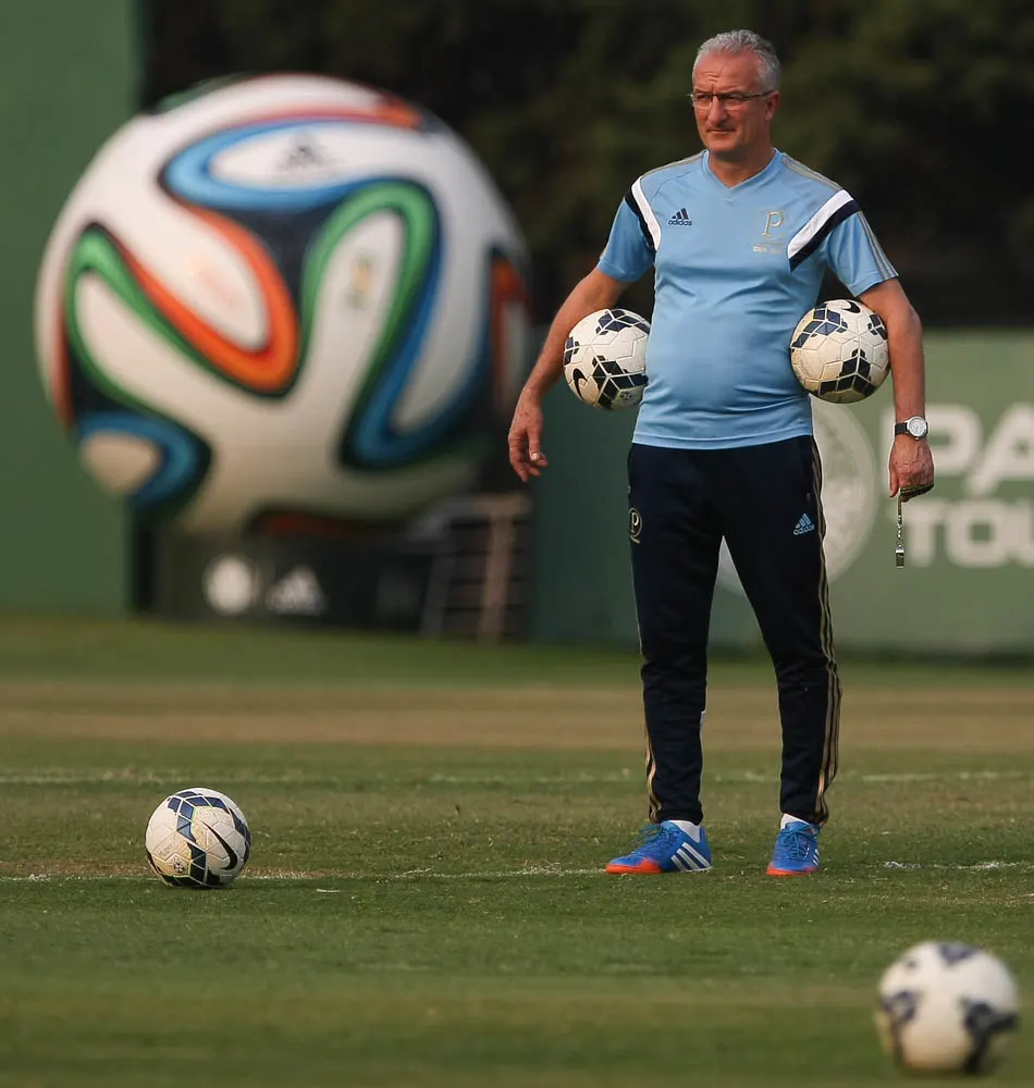 Dorival nega vantagem física do Palmeiras: “Santos não se desgastou”