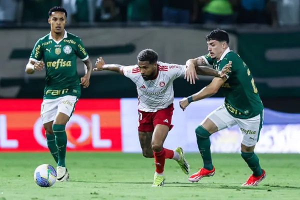 Derrota encerra invencibilidade de 16 jogos do Palmeiras como mandante