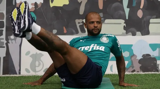 Palmeiras se reapresenta depois de folga sem Felipe Melo no gramado