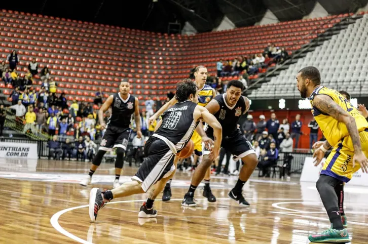 [Basquete] Corinthians enfrenta São José pelo segundo jogo da final da Liga Ouro