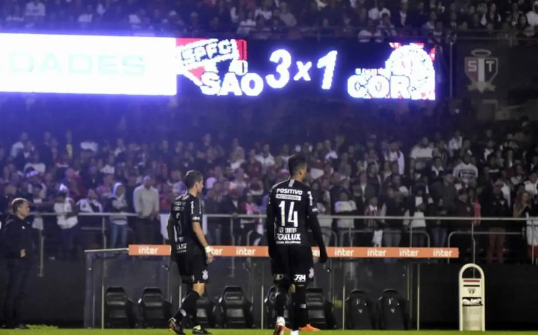 Derrota para o São Paulo expõe 'desmanche' no Corinthians