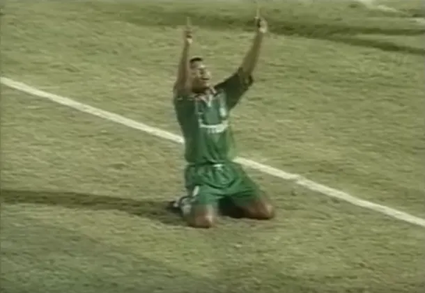 [Vídeo] Relembre a goleada do Palmeiras sobre o Cerro Porteño, em 1999