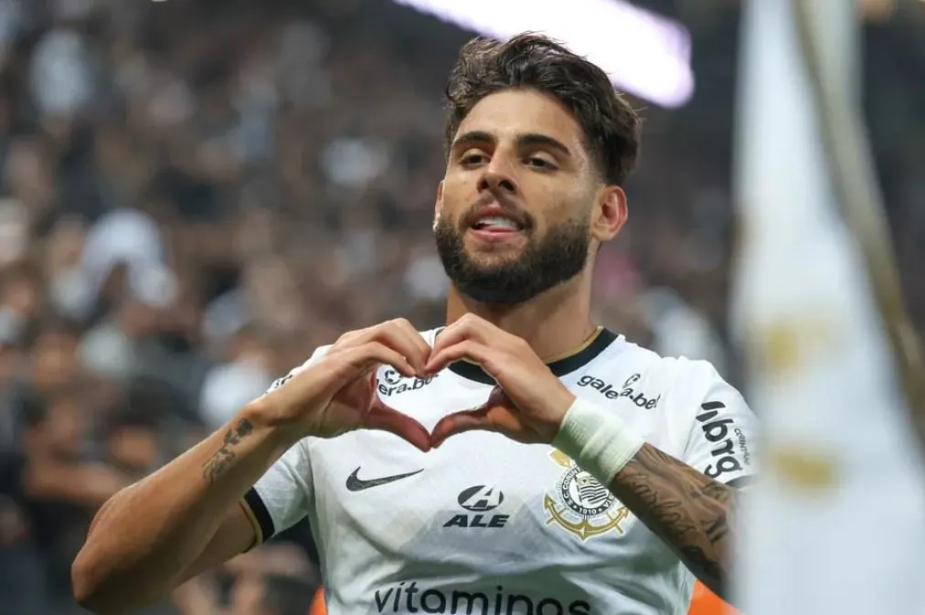 É fominha? Yuri Alberto não quer ser poupado pelo Corinthians e realiza sonho com a filha na Arena