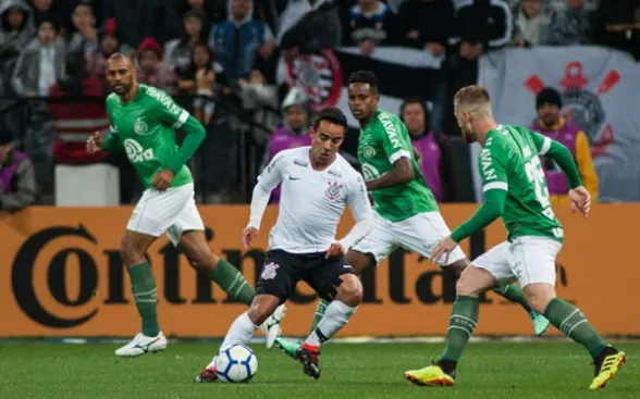 Números gerais da vitória do Timão sobre a Chapecoense; confira