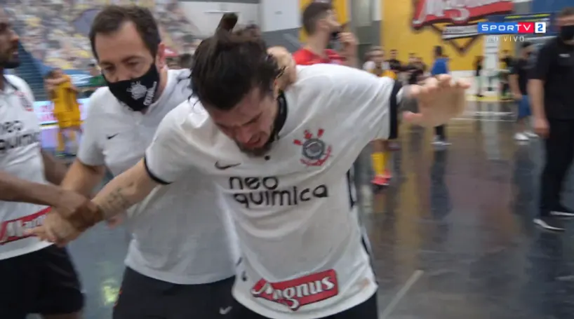 Corinthians cobra Liga Futsal após 'erros inaceitáveis' e ameaças na final