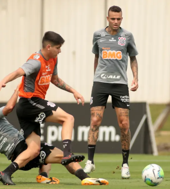 Com Luan recuperado, Timão faz trabalho tático de olho no Sport