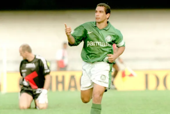 Há 17 anos, Zinho se despedia do Palmeiras